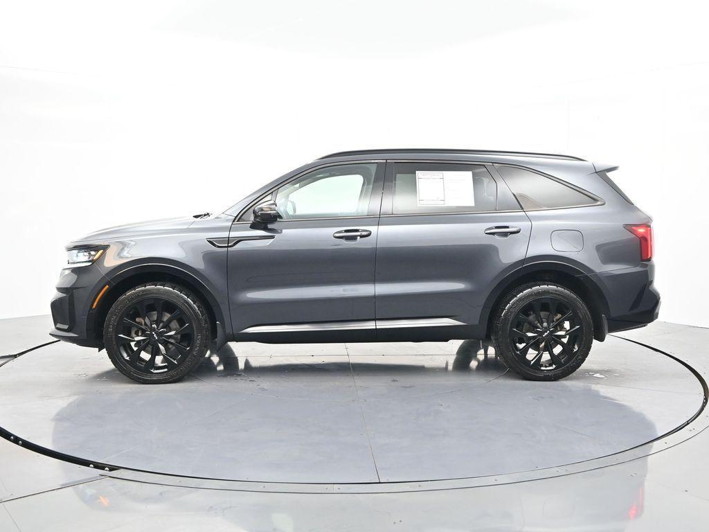 used 2022 Kia Sorento car, priced at $19,587