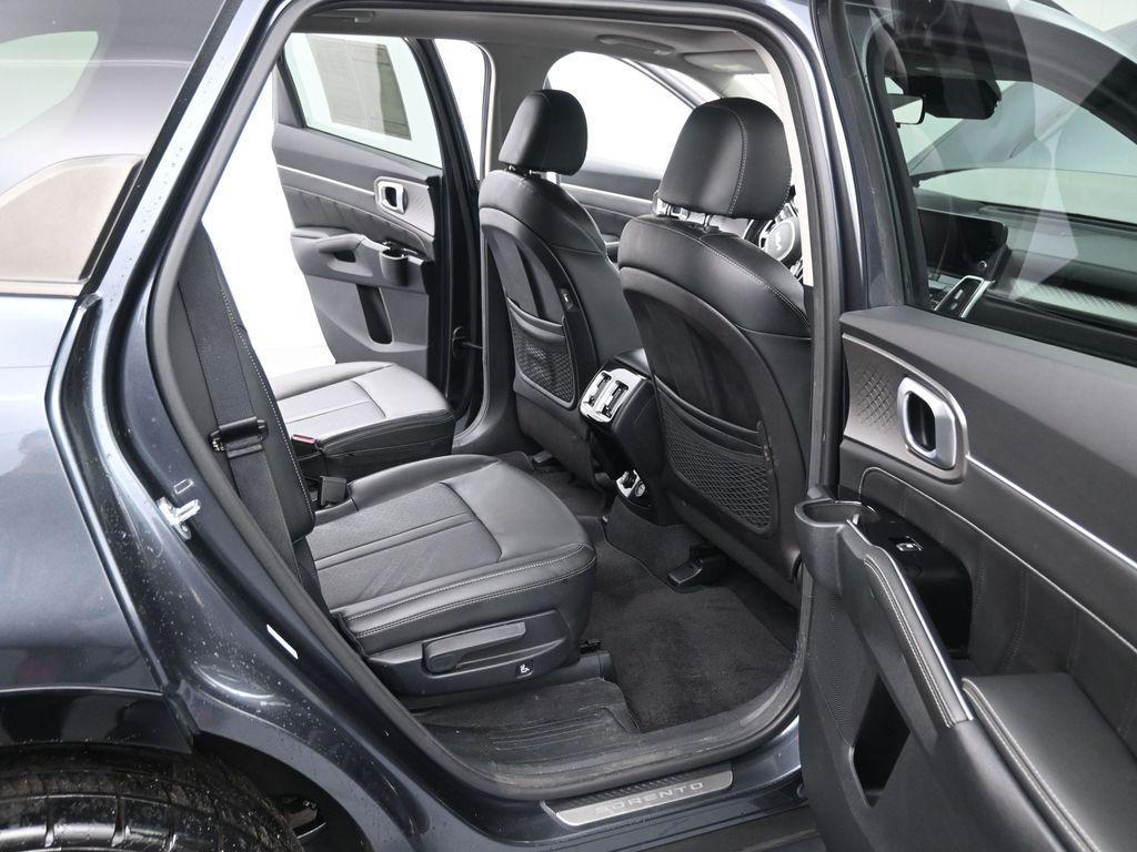 used 2022 Kia Sorento car, priced at $19,587