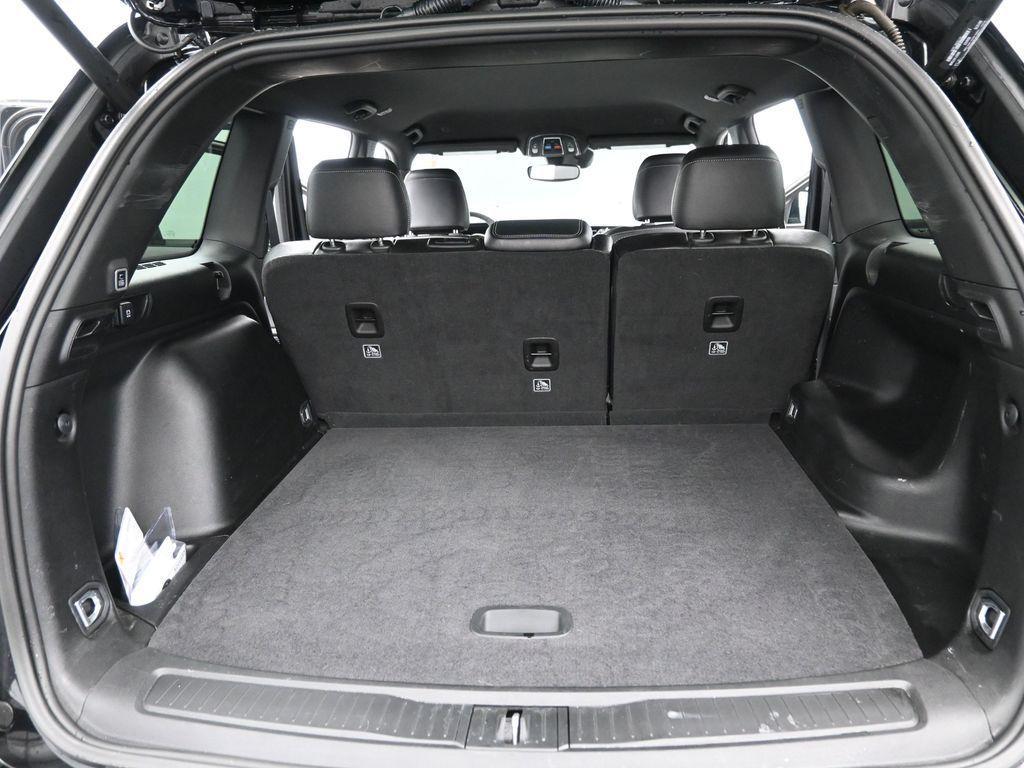 used 2023 Jeep Grand Cherokee car, priced at $26,669