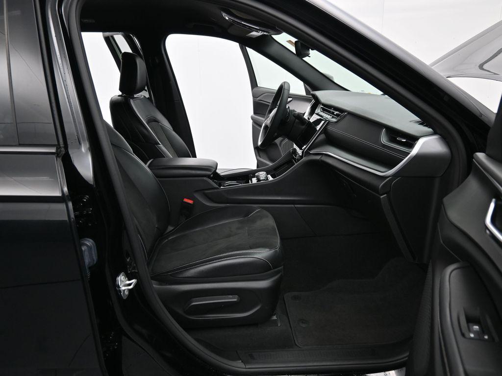 used 2023 Jeep Grand Cherokee car, priced at $26,669