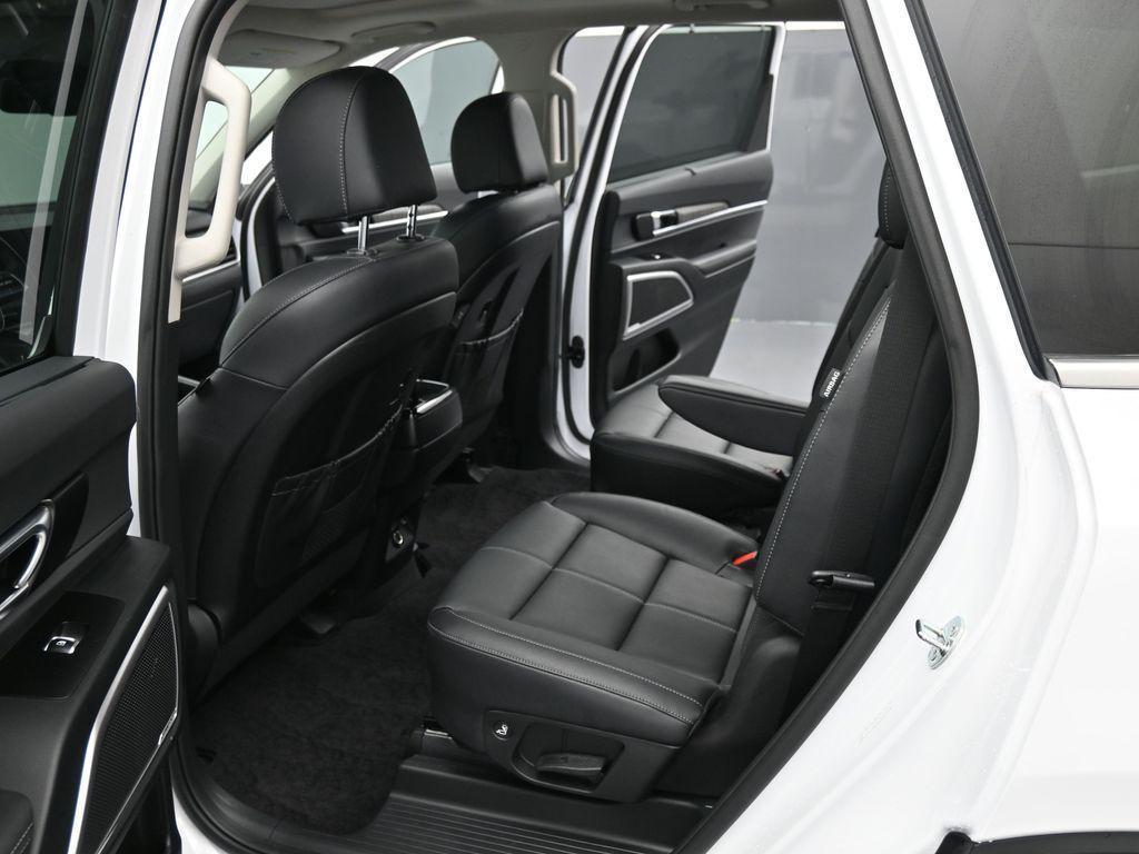 used 2024 Kia Telluride car, priced at $36,440