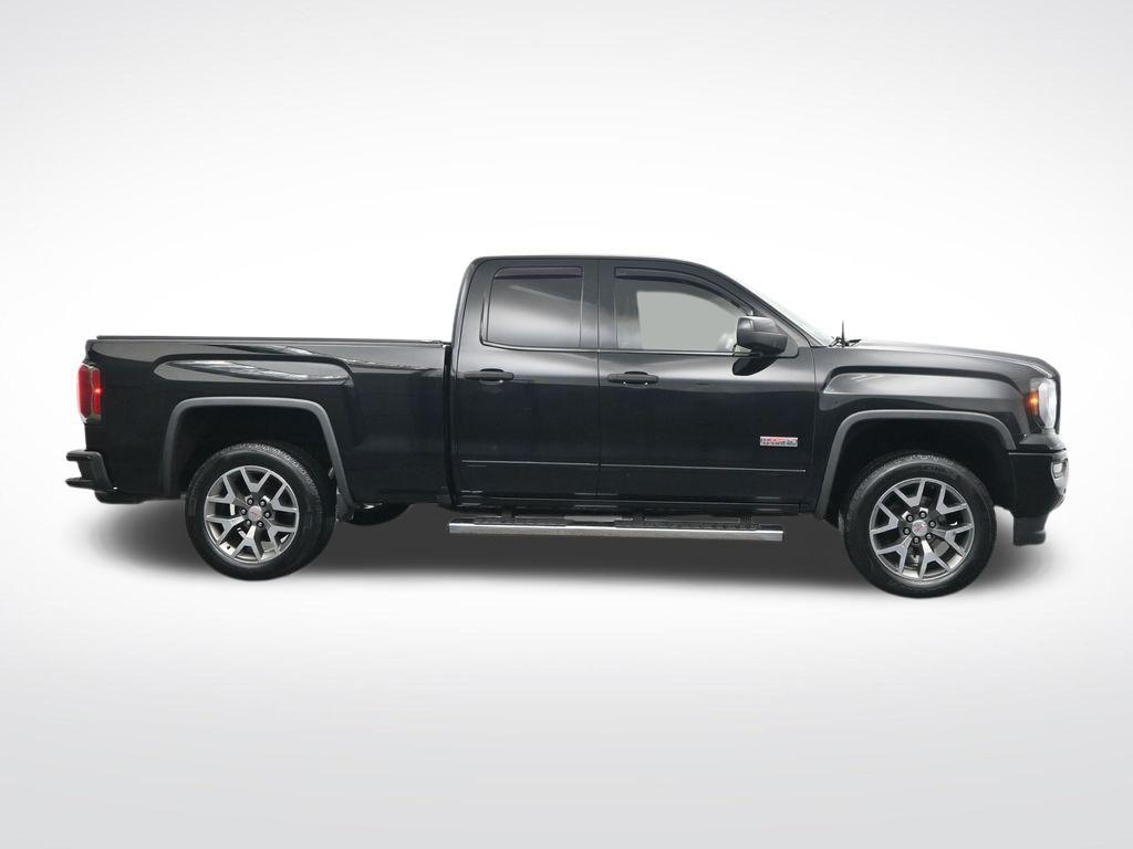 used 2016 GMC Sierra 1500 car, priced at $23,118