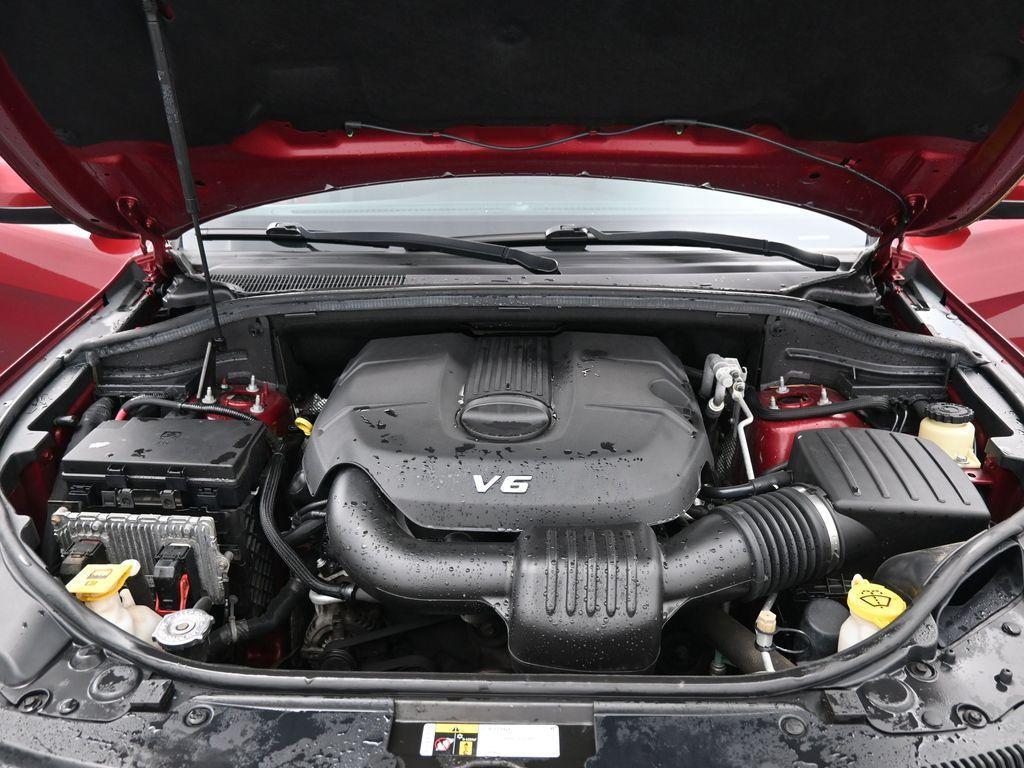 used 2015 Jeep Grand Cherokee car, priced at $10,787