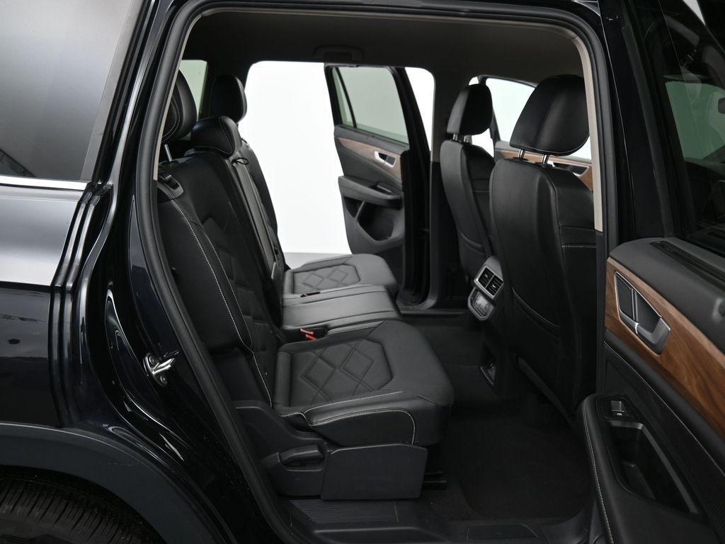 used 2024 Volkswagen Atlas car, priced at $28,947