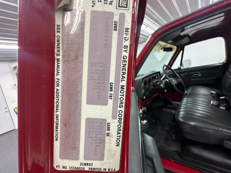 used 1986 Chevrolet Suburban car, priced at $29,900