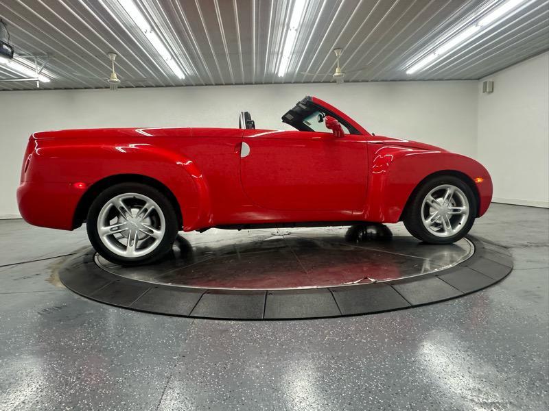 used 2004 Chevrolet SSR car, priced at $29,900