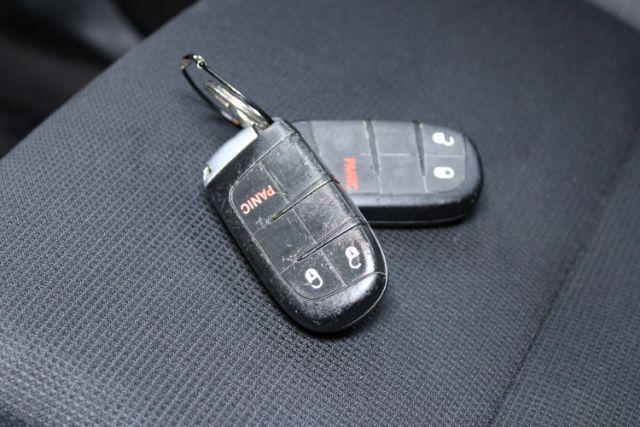 used 2016 Jeep Grand Cherokee car, priced at $10,990