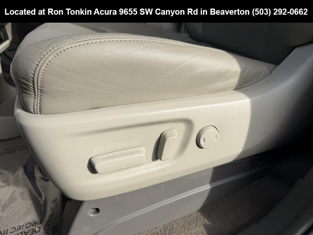 used 2017 Toyota Sienna car, priced at $28,995