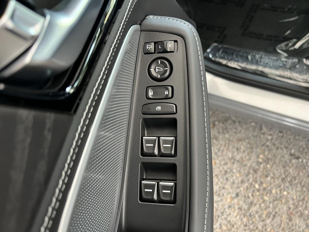 new 2026 Acura MDX car, priced at $68,250