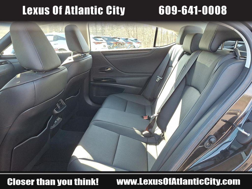 used 2023 Lexus ES 350 car, priced at $39,975