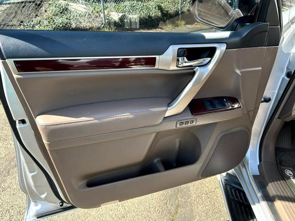 used 2019 Lexus GX 460 car, priced at $37,995