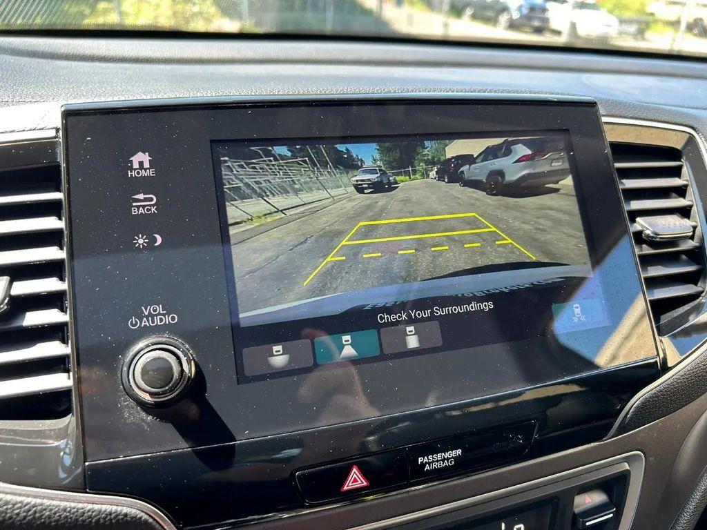 used 2021 Honda Pilot car, priced at $31,995