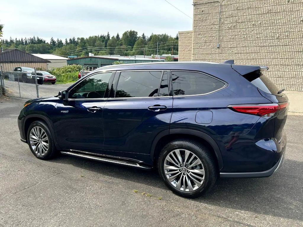 used 2021 Toyota Highlander Hybrid car, priced at $35,995