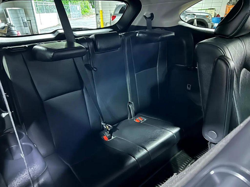 used 2021 Toyota Highlander Hybrid car, priced at $36,995