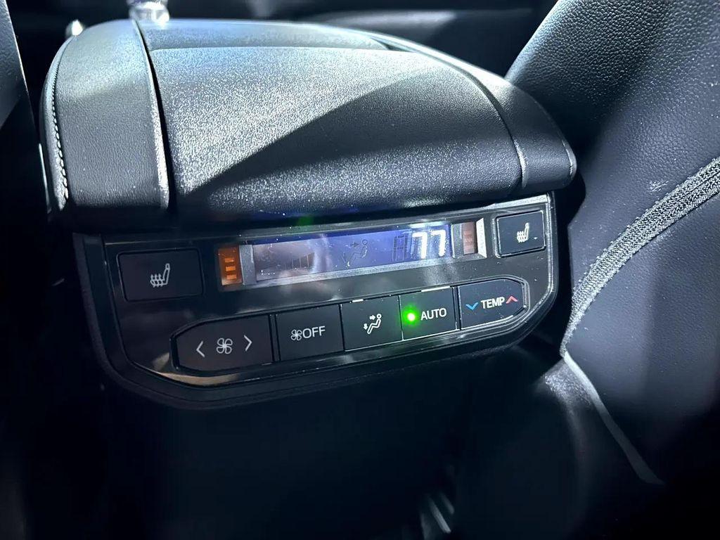 used 2021 Toyota Highlander Hybrid car, priced at $36,995