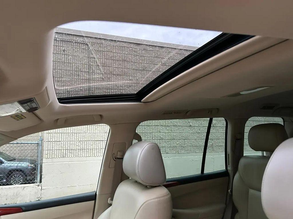 used 2008 Lexus LX 570 car, priced at $25,950