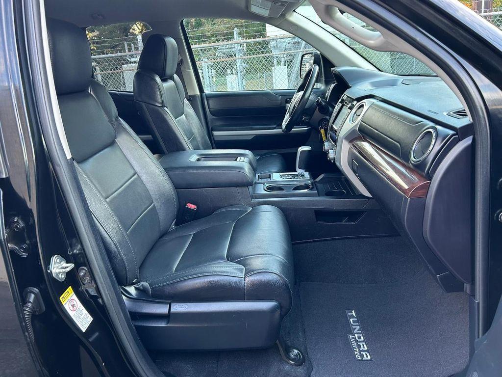 2016 Midnight Black Metallic Toyota Tundra