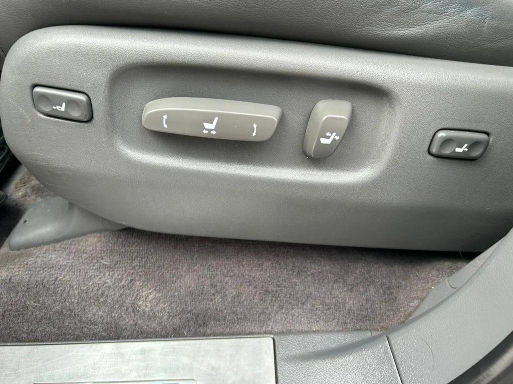 used 2008 Lexus LX 570 car, priced at $24,995