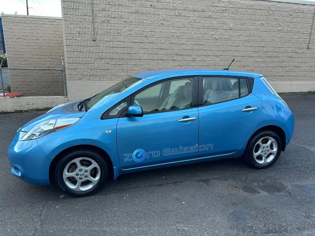 used 2012 Nissan Leaf car, priced at $2,500