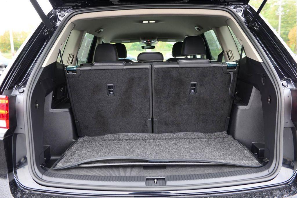 used 2026 Volkswagen Atlas car, priced at $35,800