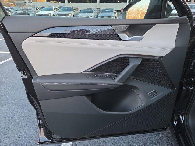 new 2026 Volkswagen Tiguan car, priced at $33,964