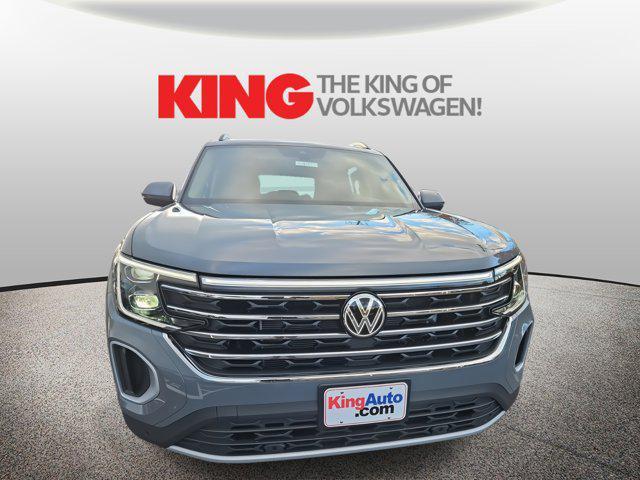 new 2026 Volkswagen Atlas car, priced at $45,162
