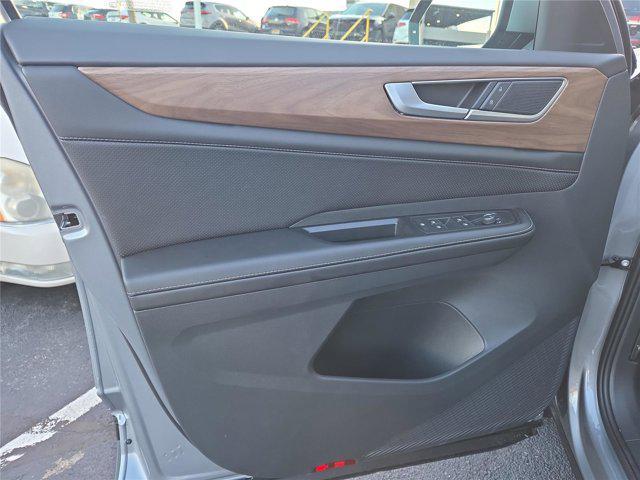 new 2026 Volkswagen Atlas car, priced at $39,233