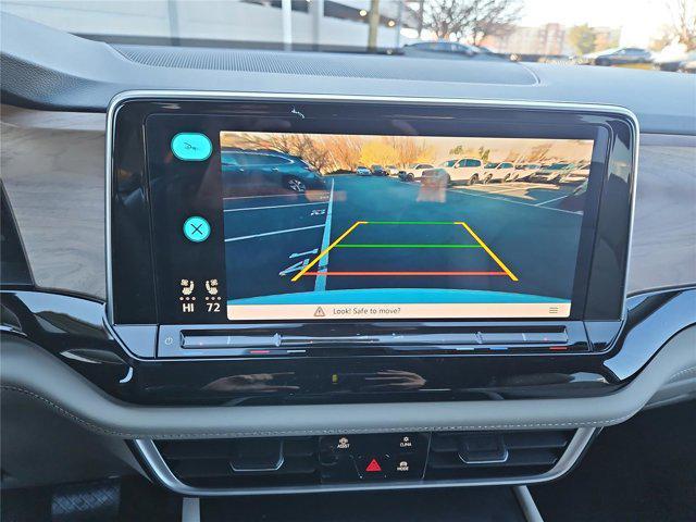 new 2026 Volkswagen Atlas car, priced at $39,345