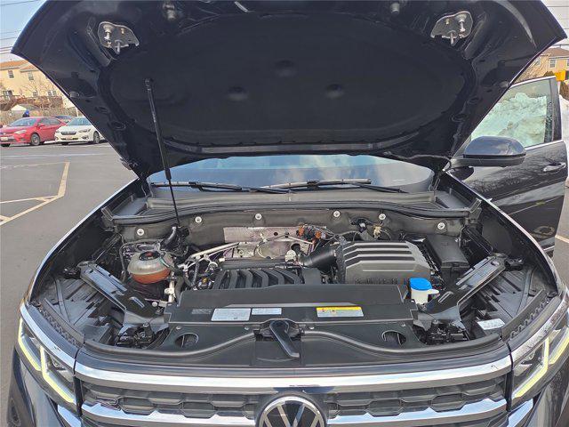 used 2023 Volkswagen Atlas car, priced at $35,500