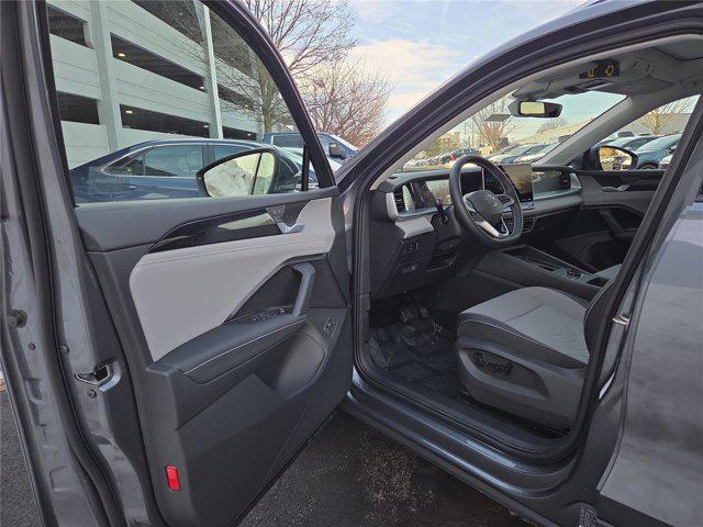 new 2026 Volkswagen Tiguan car, priced at $35,306