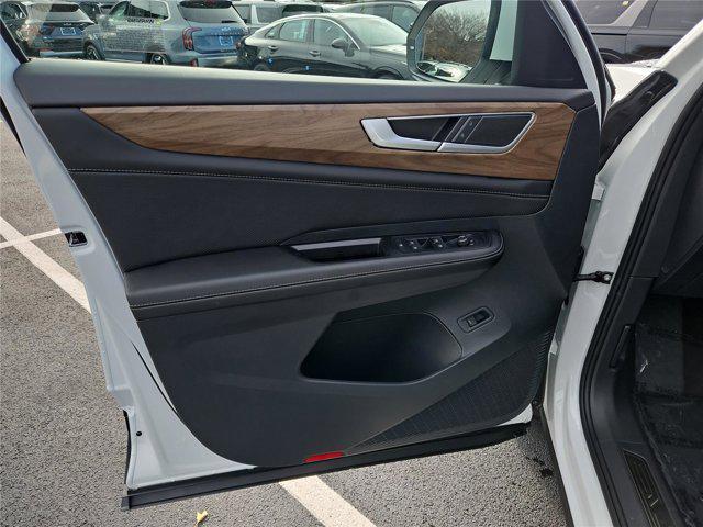 new 2026 Volkswagen Atlas car, priced at $45,760