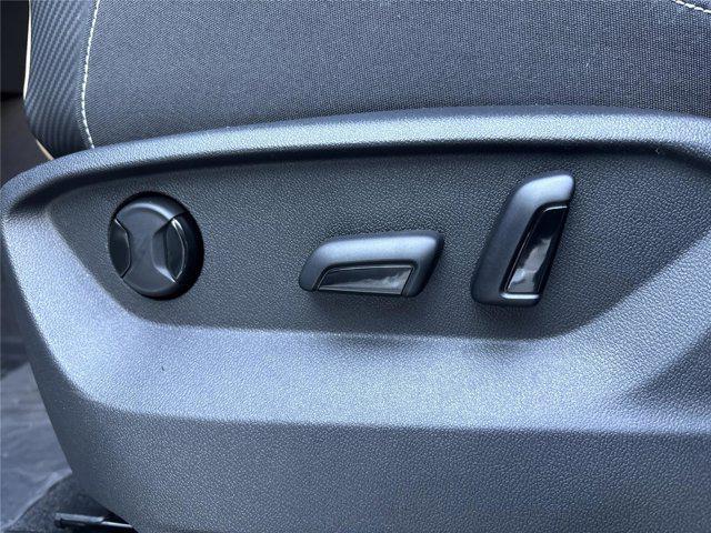 new 2026 Volkswagen Atlas Cross Sport car, priced at $39,419