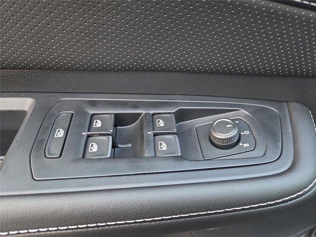 new 2026 Volkswagen Atlas car, priced at $47,343