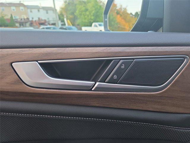 new 2026 Volkswagen Atlas car, priced at $47,343