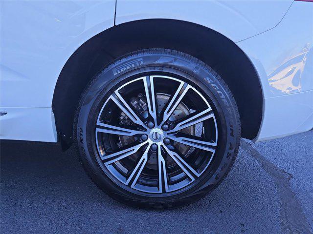used 2021 Volvo XC60 car, priced at $28,999