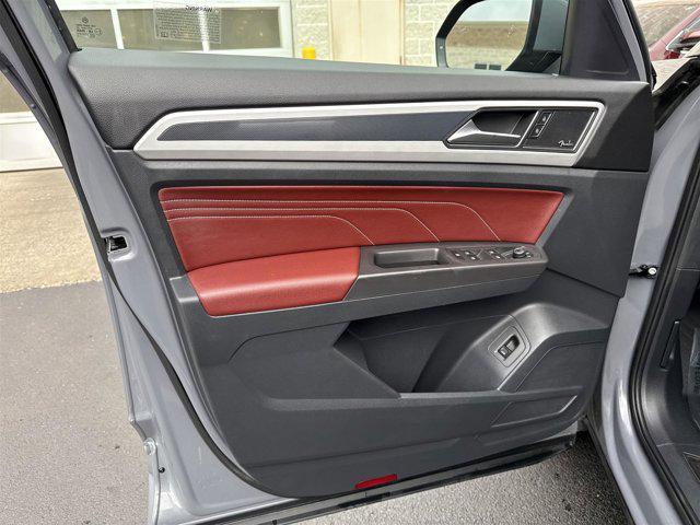 used 2022 Volkswagen Atlas Cross Sport car, priced at $22,499