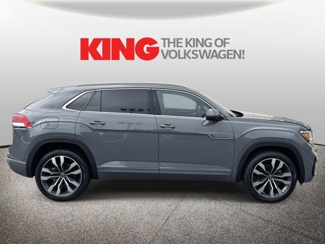 used 2022 Volkswagen Atlas Cross Sport car, priced at $22,499