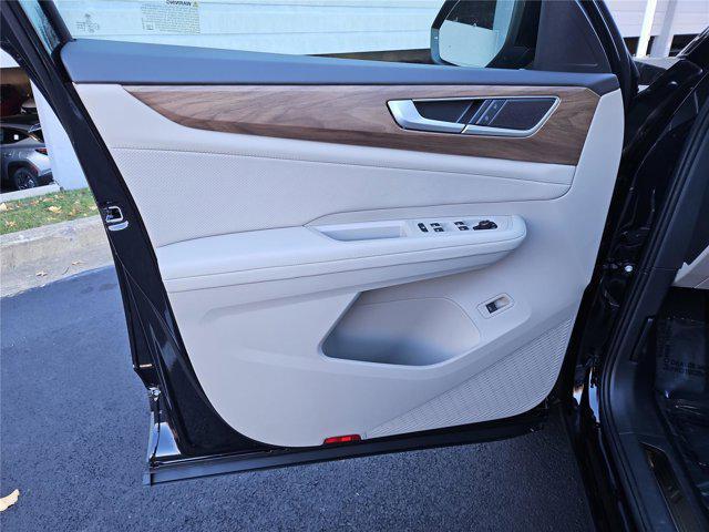 new 2026 Volkswagen Atlas car, priced at $45,055