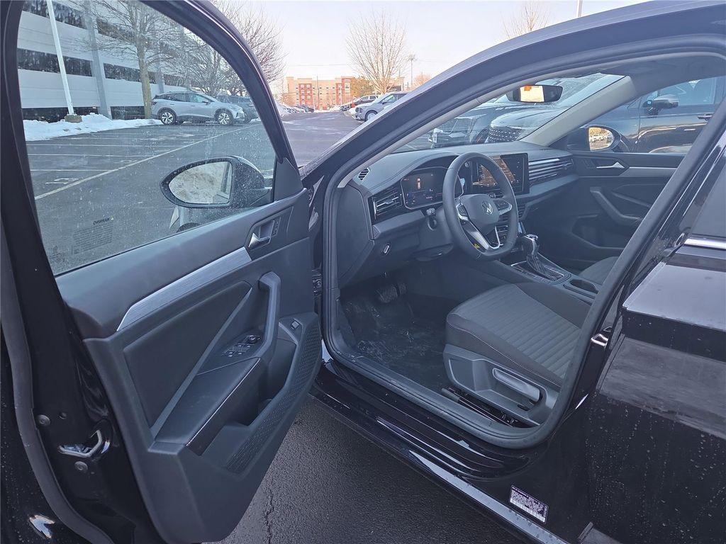 new 2026 Volkswagen Jetta car