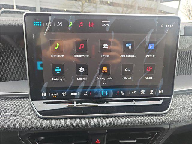 new 2026 Volkswagen Tiguan car, priced at $32,295