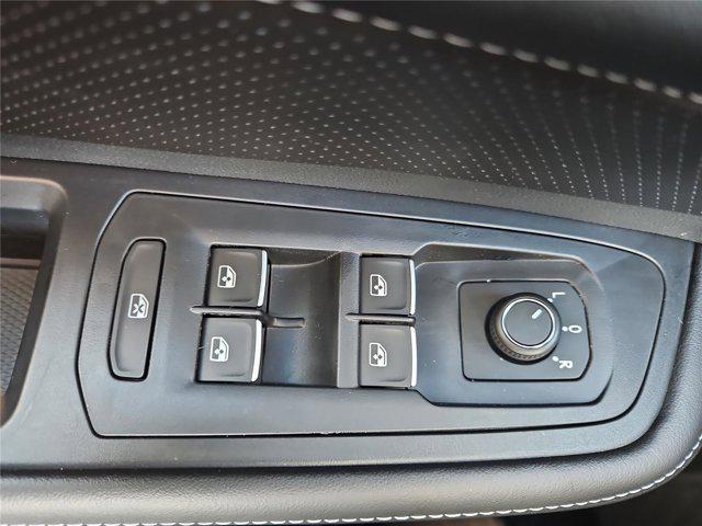 new 2026 Volkswagen Atlas car, priced at $39,372