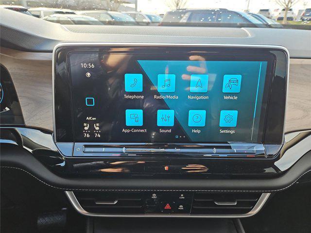 new 2026 Volkswagen Atlas car, priced at $39,372