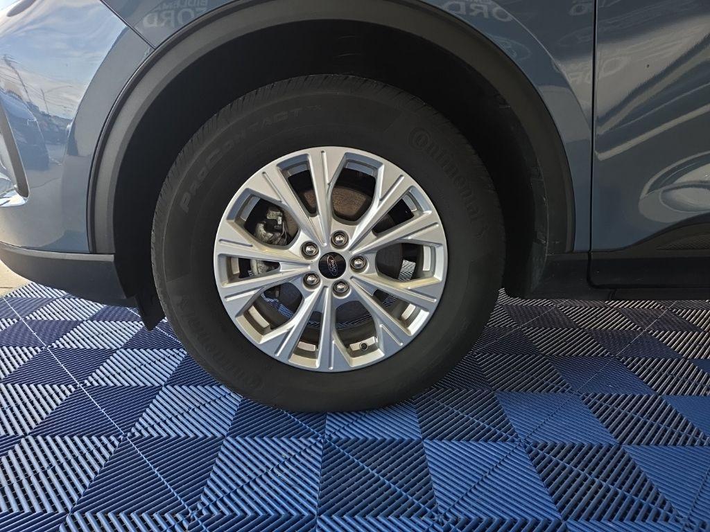 used 2024 Ford Escape car, priced at $24,899