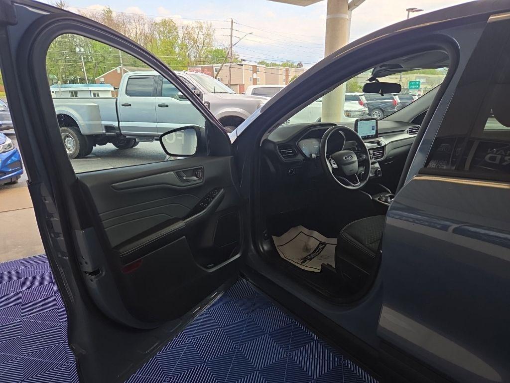 used 2024 Ford Escape car, priced at $24,899