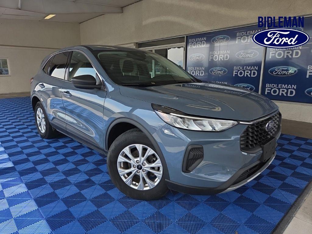 used 2024 Ford Escape car, priced at $24,899