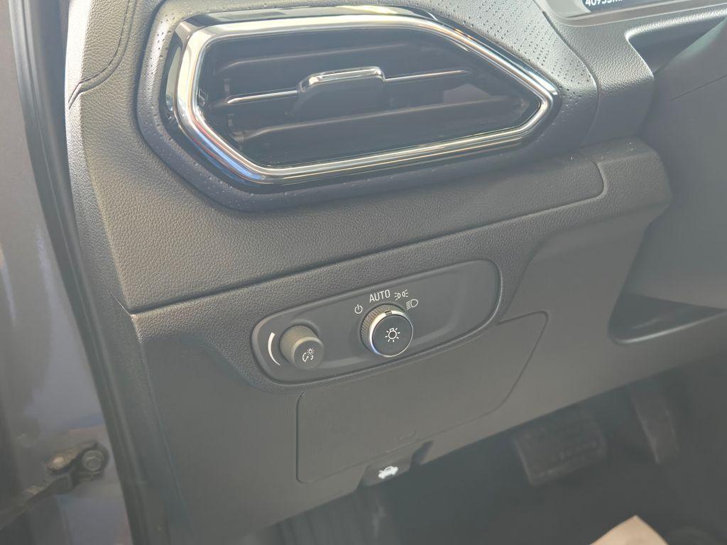 used 2023 Chevrolet Bolt EUV car, priced at $19,000