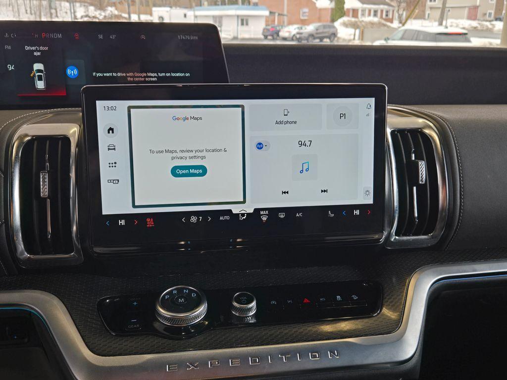 used 2025 Ford Expedition car, priced at $75,000