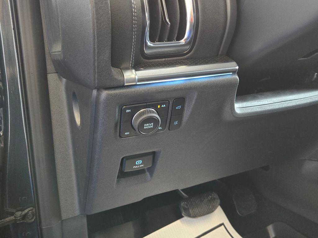 used 2025 Ford Expedition car, priced at $75,000