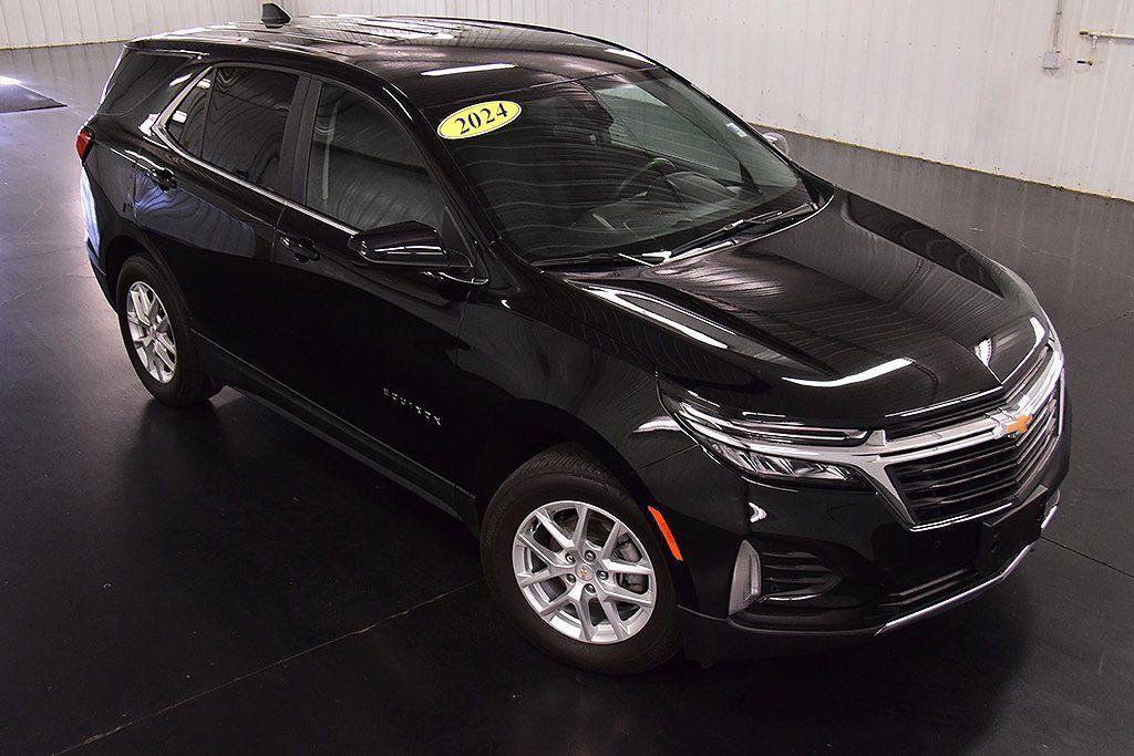 used 2024 Chevrolet Equinox car, priced at $24,000