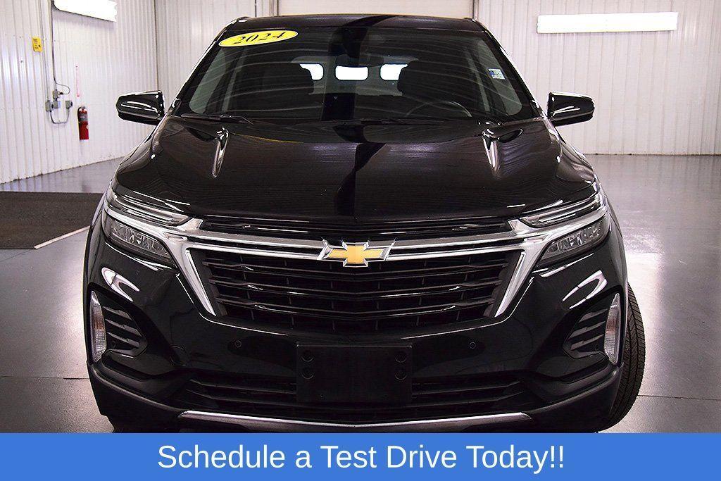 used 2024 Chevrolet Equinox car, priced at $24,250